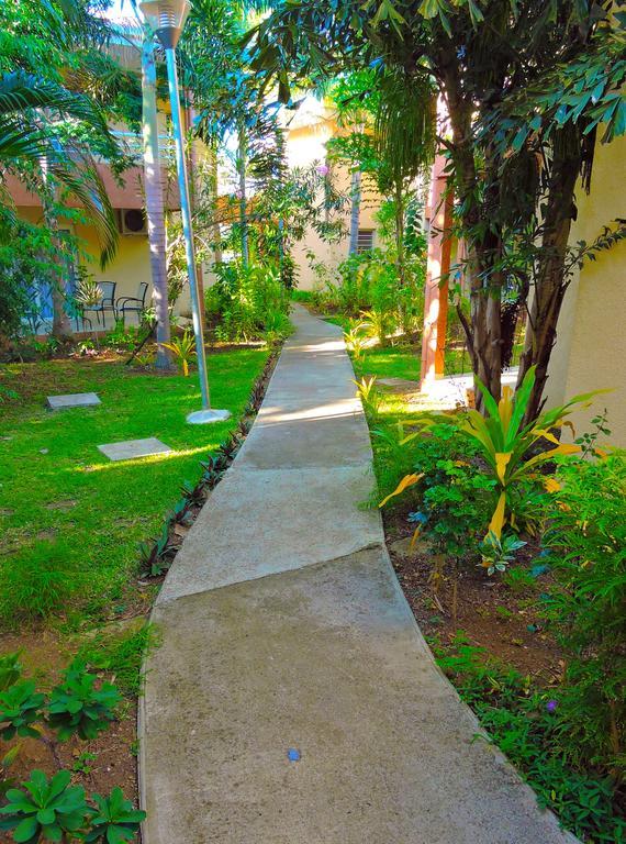Koniambo Hotel โกเน ภายนอก รูปภาพ