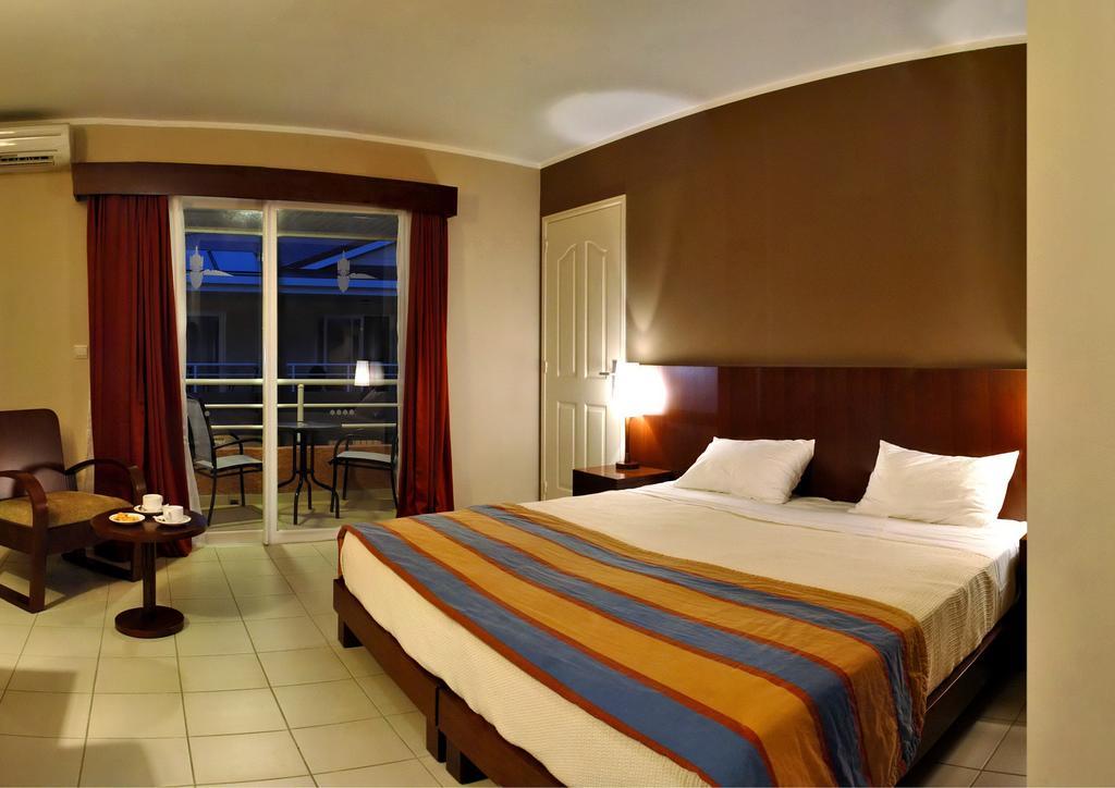 Koniambo Hotel โกเน ห้อง รูปภาพ