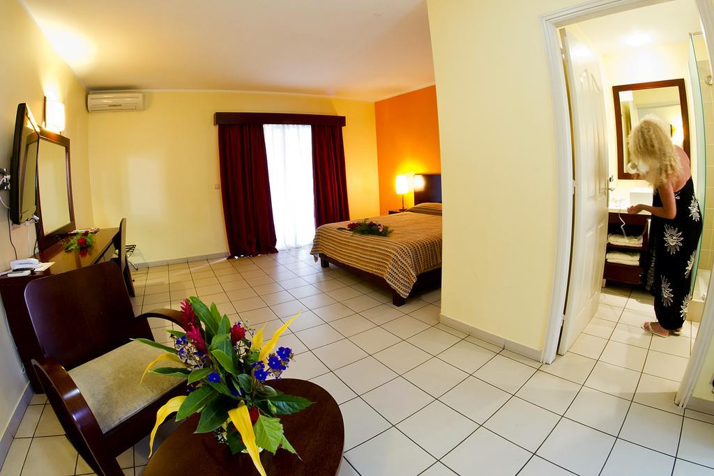 Koniambo Hotel โกเน ห้อง รูปภาพ