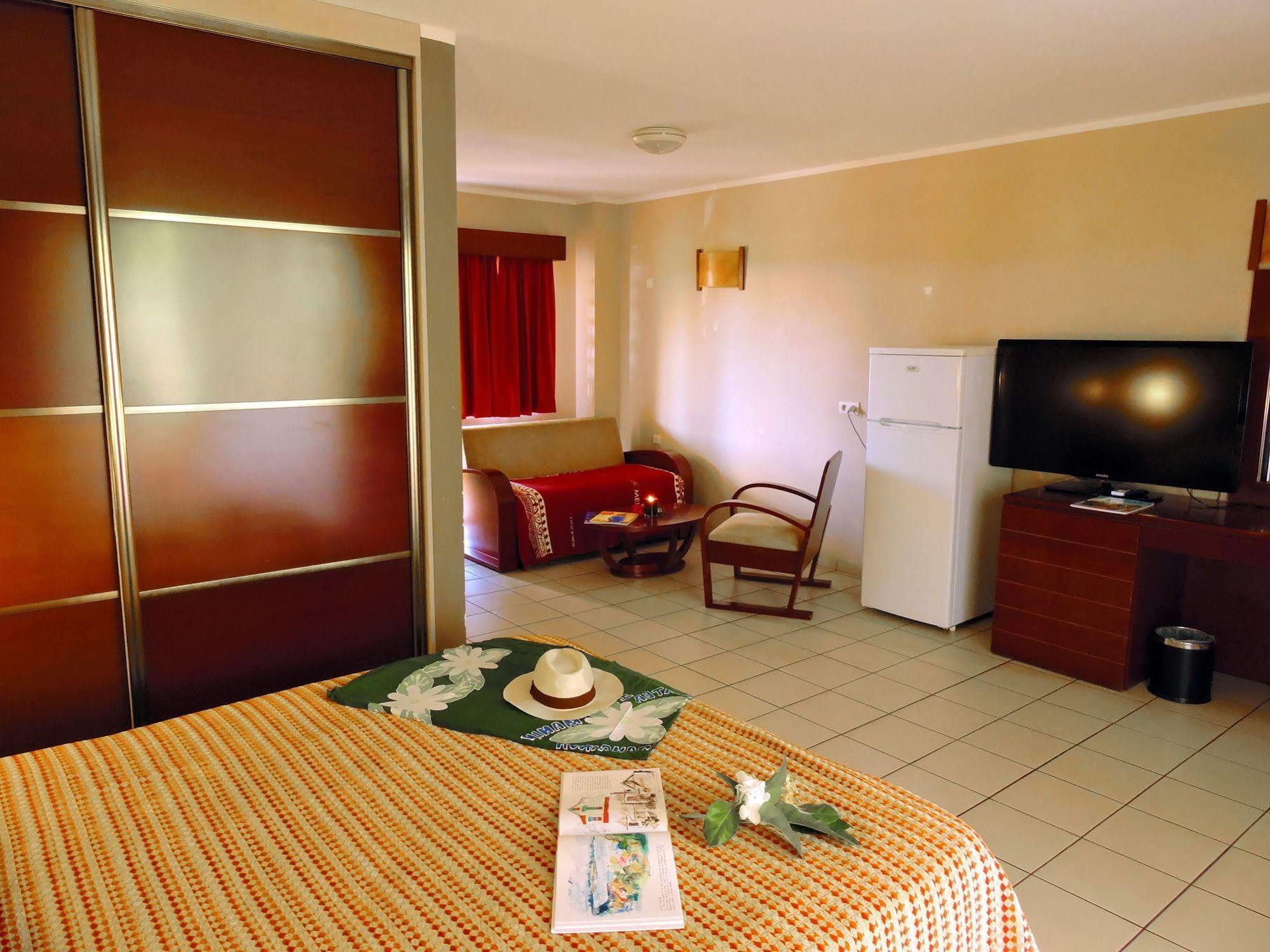 Koniambo Hotel โกเน ภายนอก รูปภาพ